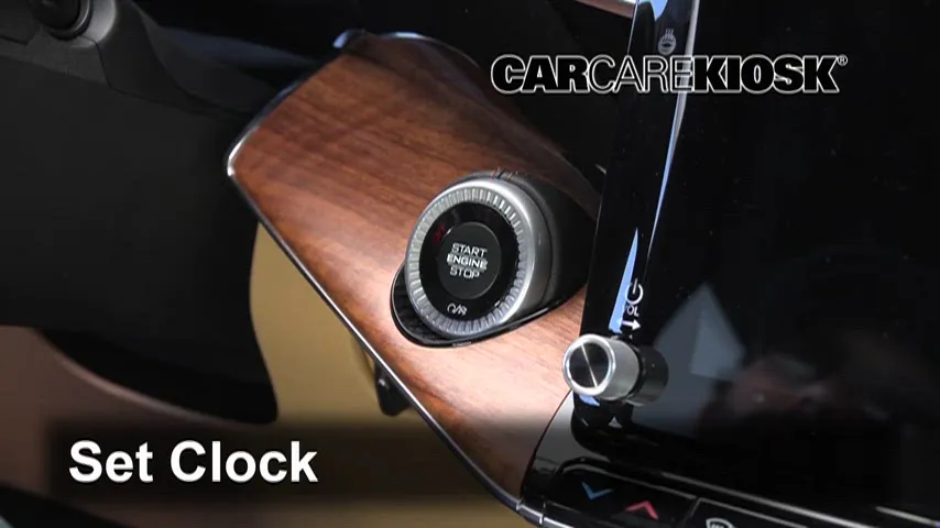 2022 Jeep Grand Wagoneer Series III 6.4L V8 Reloj